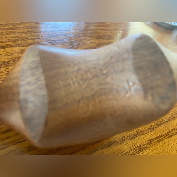 60’s Wooden Carved Beaver Signed Middleton Canada - Picture 4 of 4